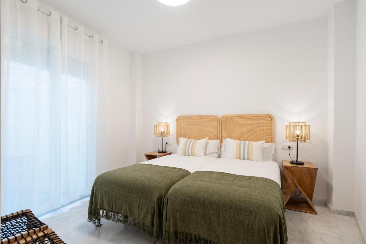 Carrera I & Old Town By Ele Apartments Malaga Exterior photo